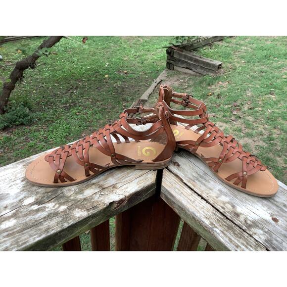 G by Guess Brown Faux Leather Gladiator Sandals 8M Excellent Condition Zip Back - Picture 3 of 6